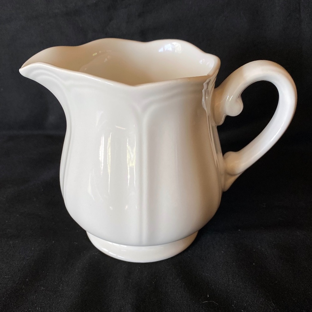 Federalist Ironstone Creamer